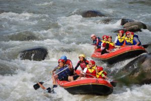 Elo white water rafting