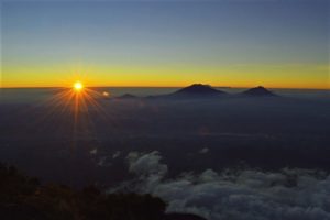 Mount Sumbing Trekking Tour: Camping 2 Days 1 Night