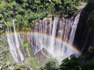 bromo tumpak sewu waterfall tour