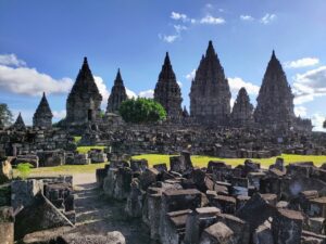 prambanan temple afternoon tour and ramayana ballet