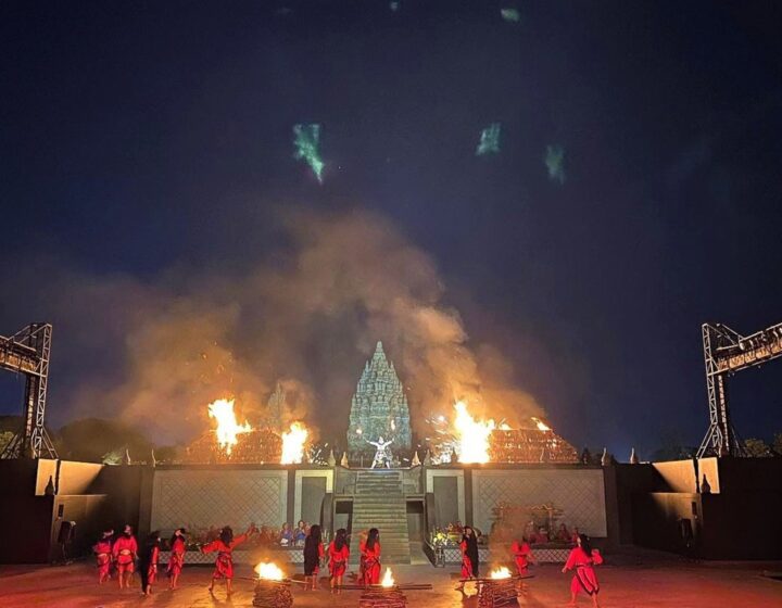 ramayana ballet performance tour at prambanan