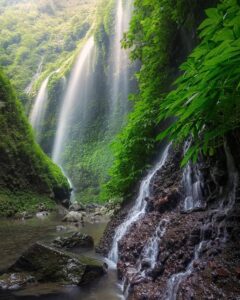 madakaripura waterfall tour