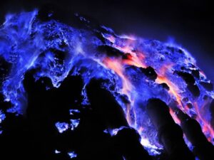 mount bromo ijen crater tour 3 days experience