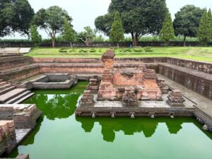 surabaya to trowulan tour