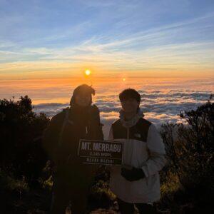 2d mount merbabu hiking tour via suwanting route